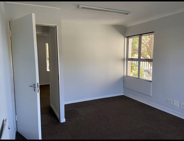 65M² OFFICE FOR SALE IN TOKAI